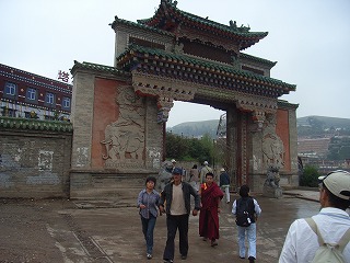 RIMG0112タール寺の山門
